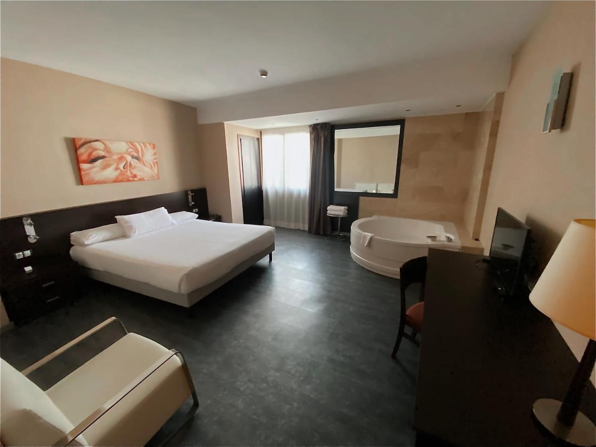 Spa Hotel Ciudad De Теруель Екстер'єр фото